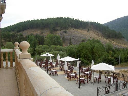 Hotel Manrique De Lara San Leonardo de Yagüe Exterior foto