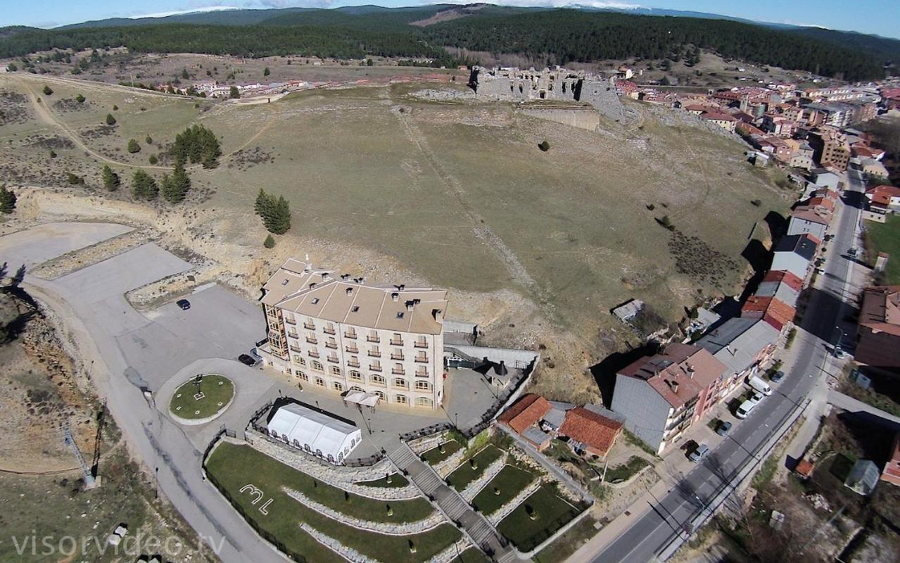 Hotel Manrique De Lara San Leonardo de Yagüe Exterior foto